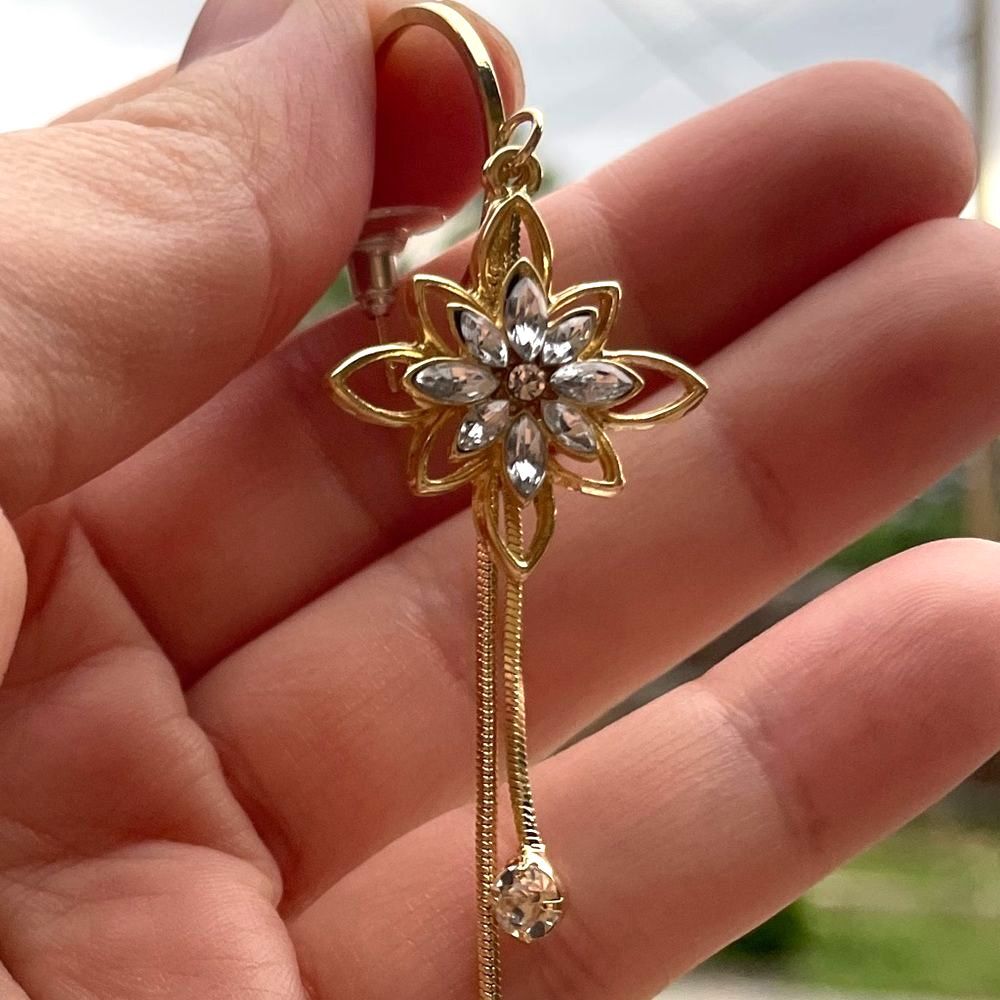 Absolutely Beautiful gold flower rhinestone floral hoop long gift silver earring